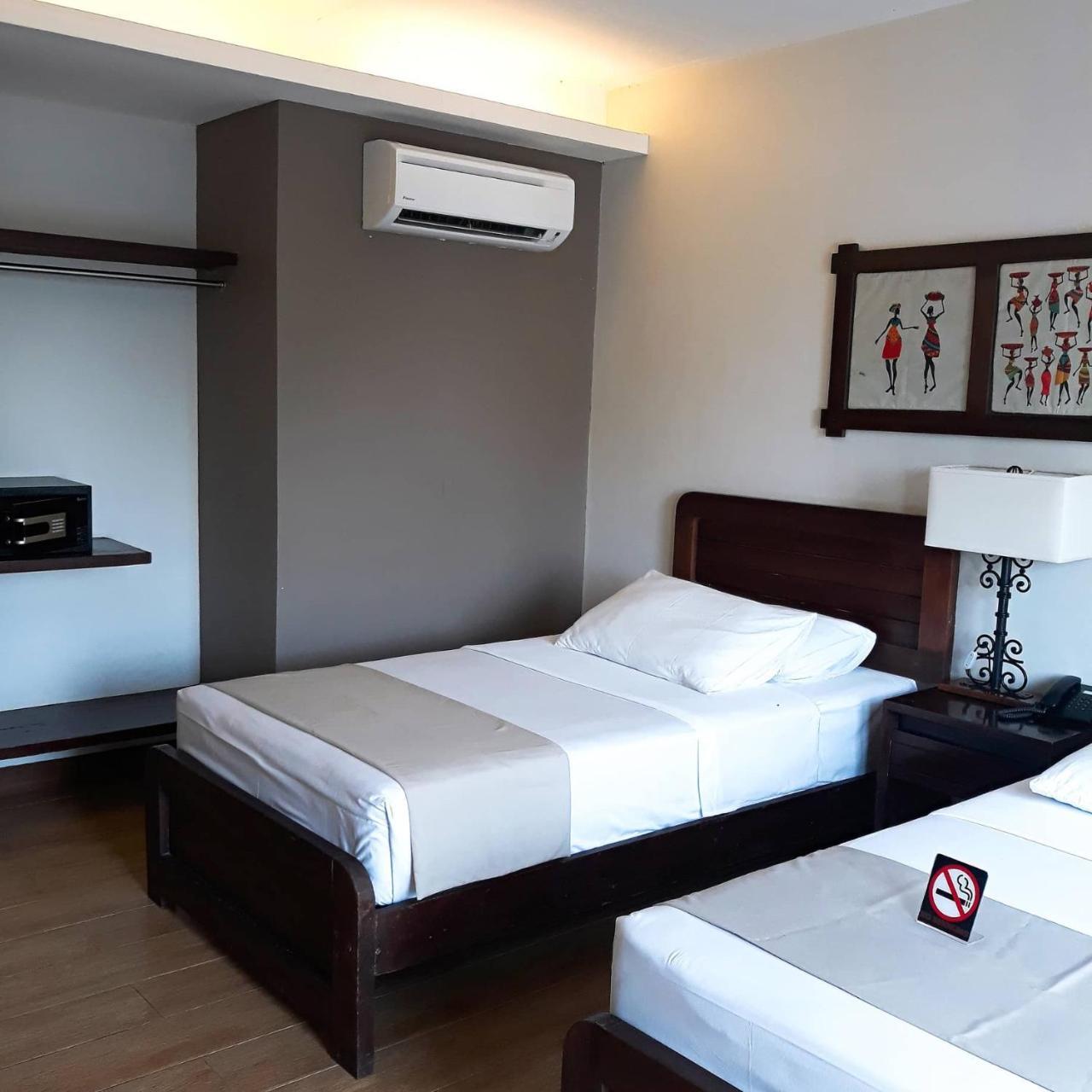 Casa Rubin Hotell Dumaguete City Exteriör bild